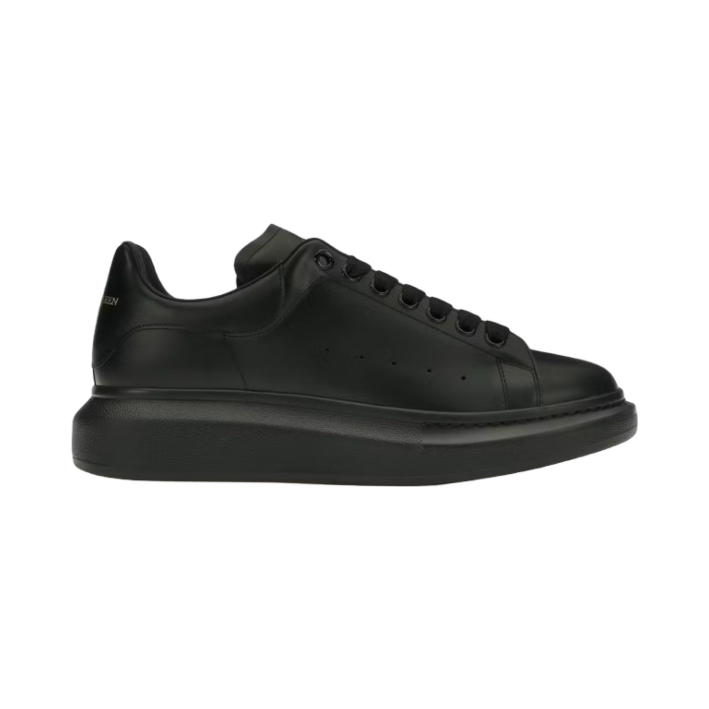 Mcqueen Total Black