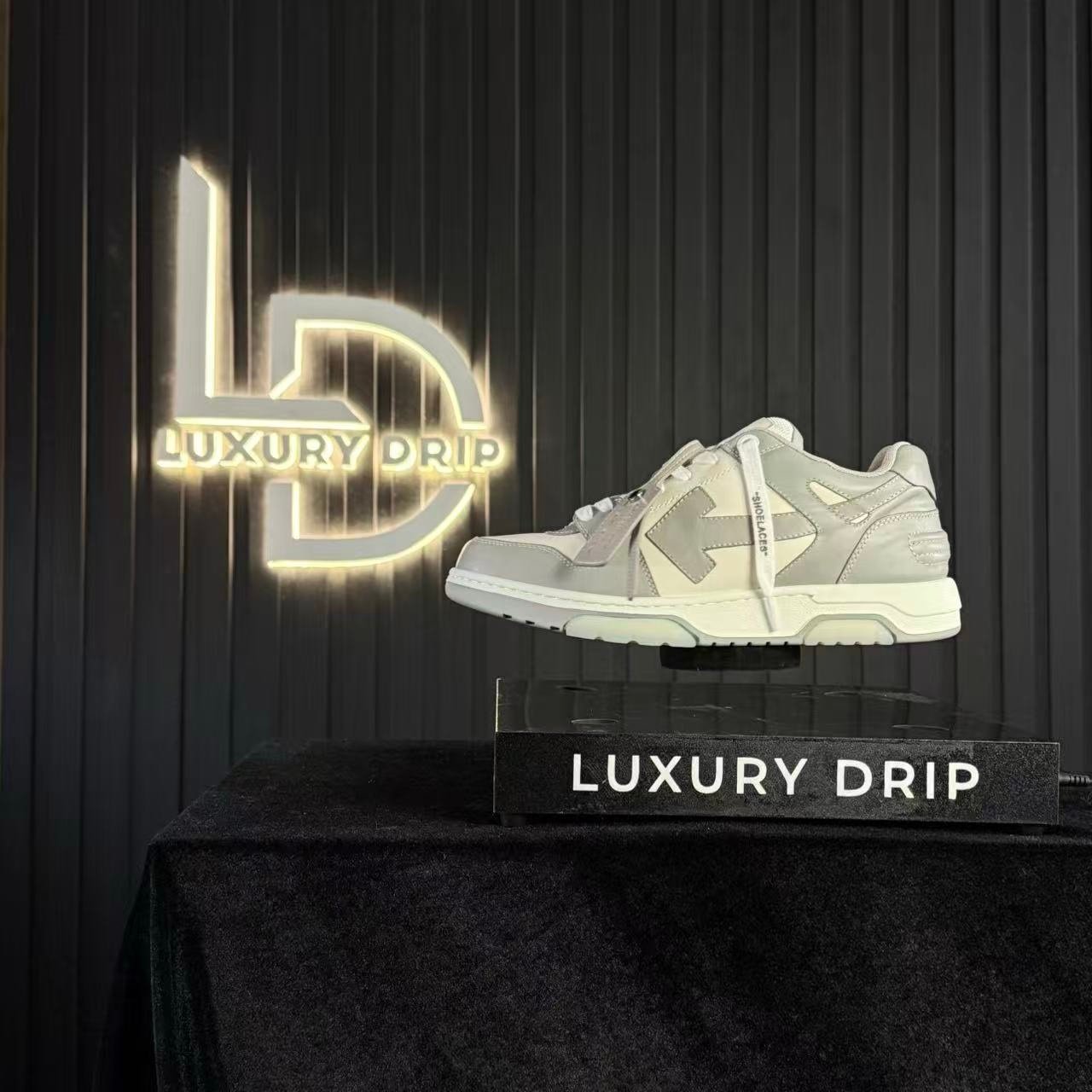 OFF-WHITE FUORI SEDE - Image 2