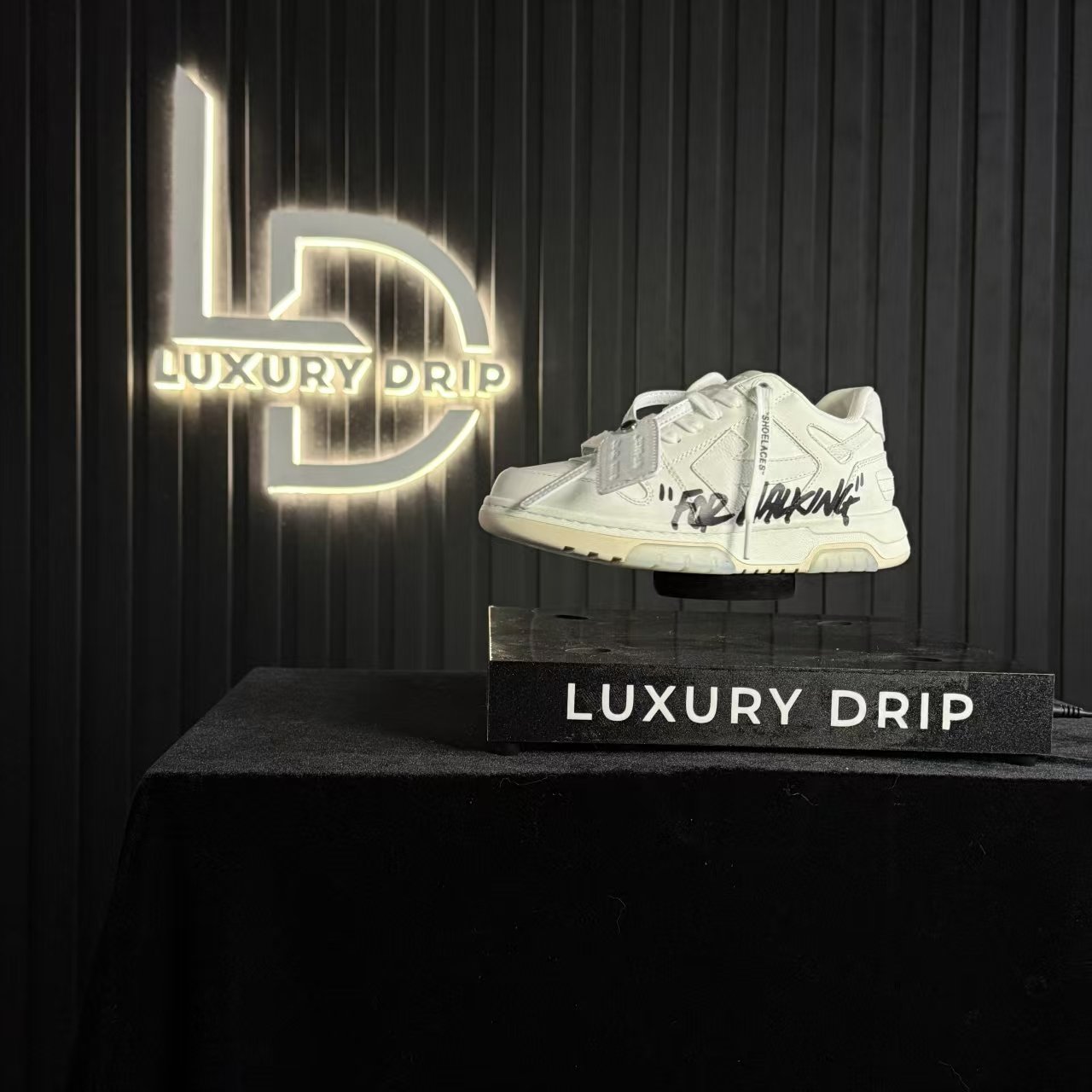 OFF-WHITE FUORI SEDE - Image 2
