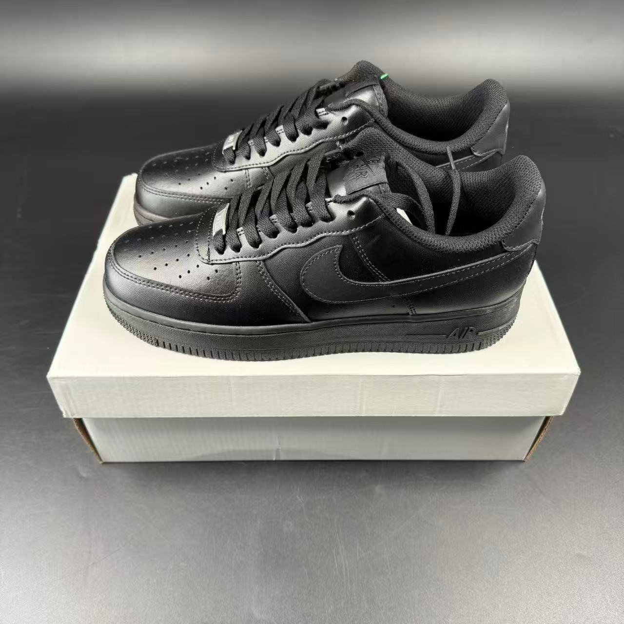 AF1 NERO - Image 3