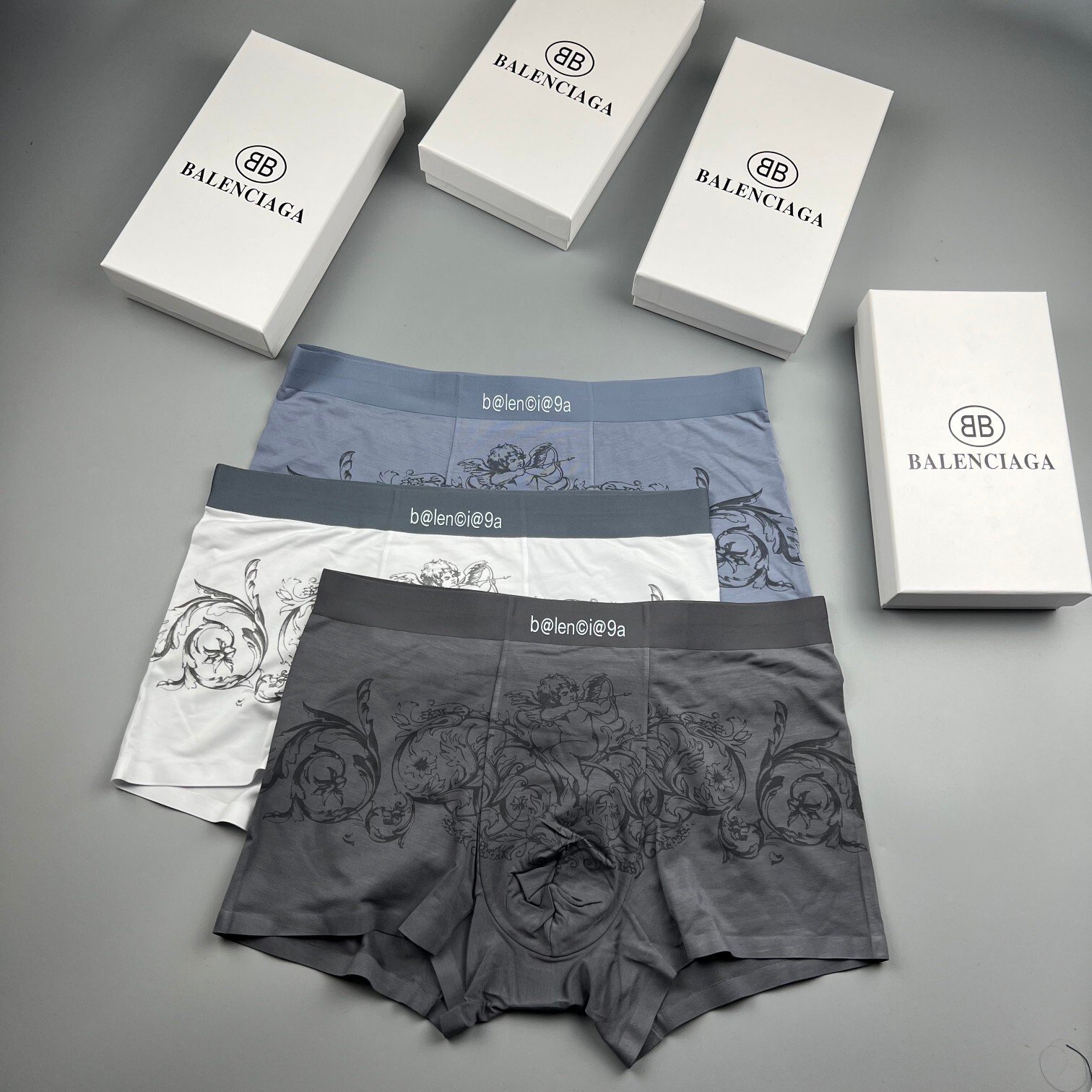 BIANCHERIA INTIMA