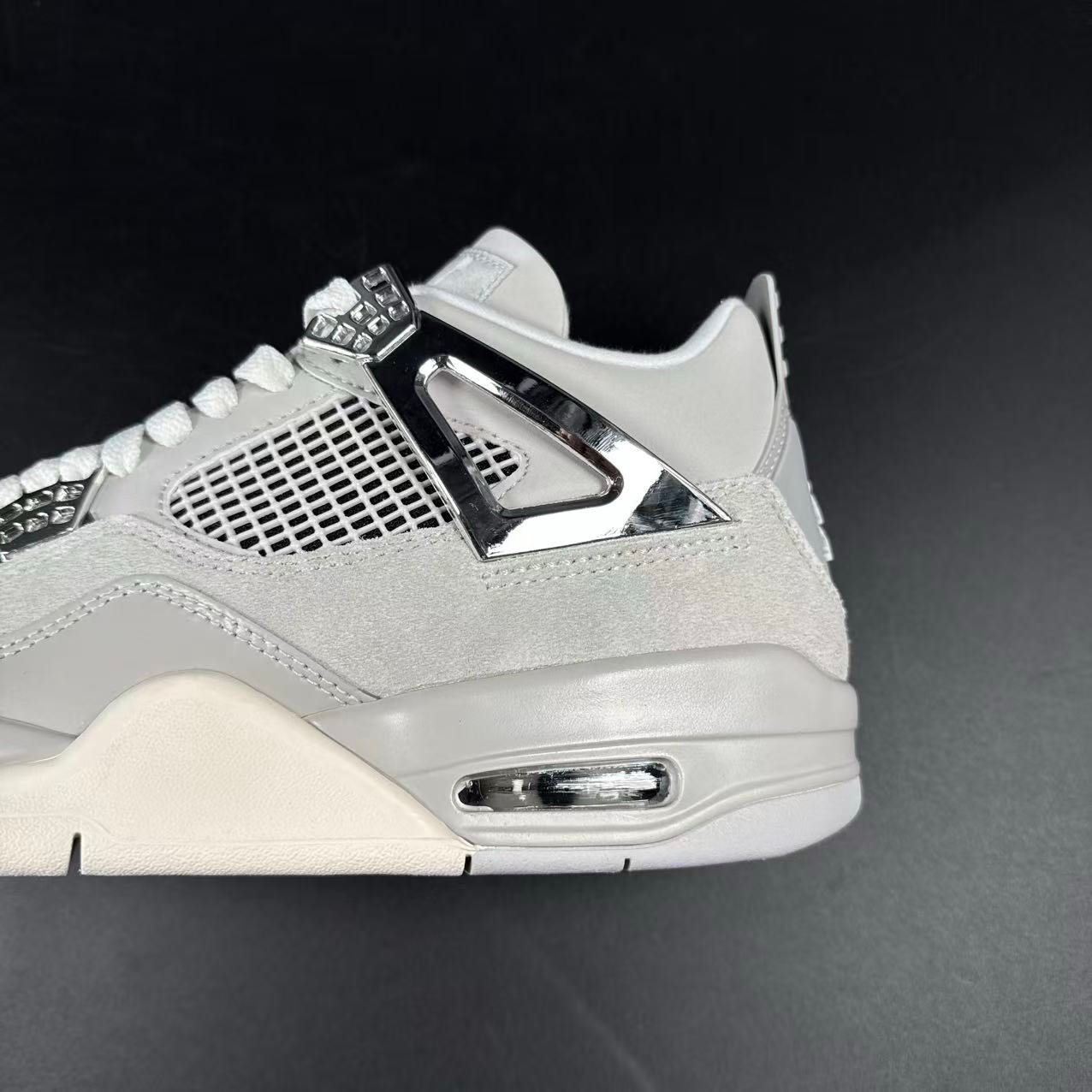JORDAN 4 - immagine 5
