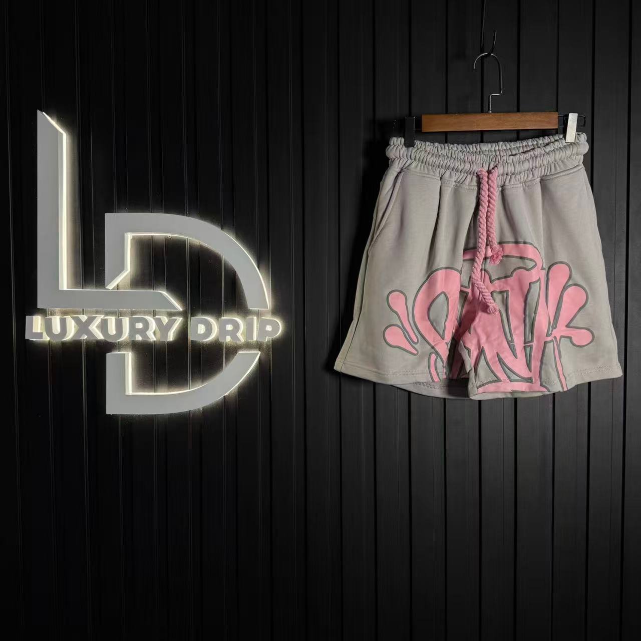 T-SHIRT CON LOGO SYNA WORLD – SET CORTO – GRIGIO/ROSA - Image 3