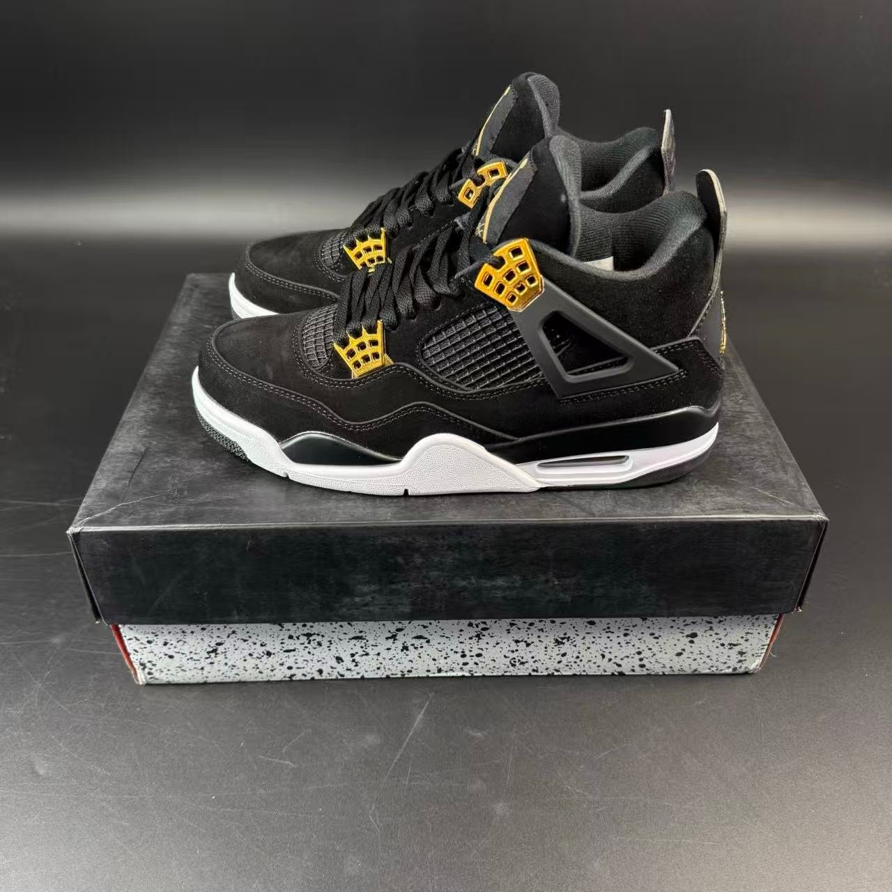 JORDAN 4 - immagine 3