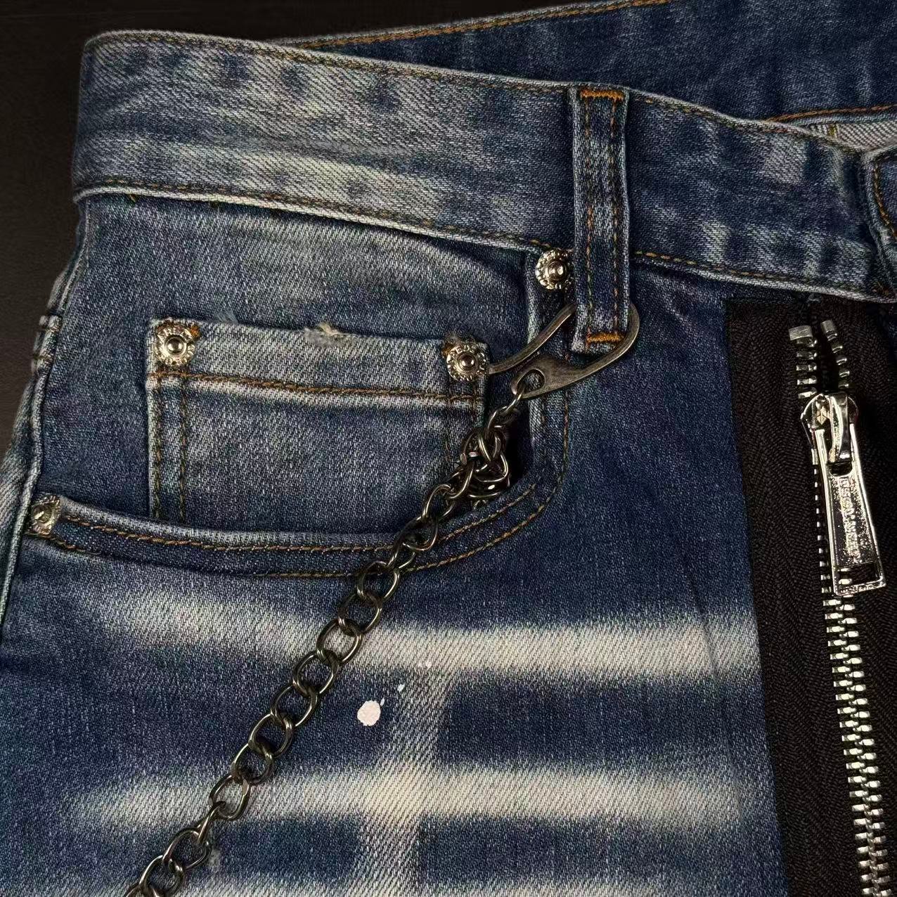 JEANS - Image 4