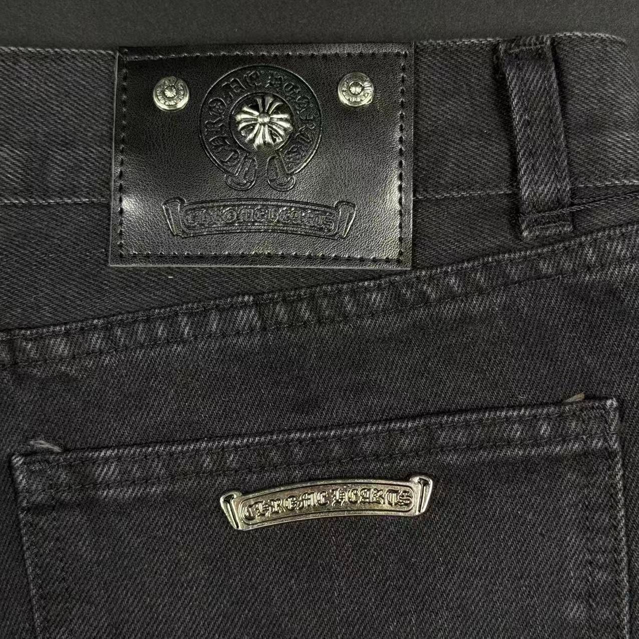 PANTALONCINI - Image 9