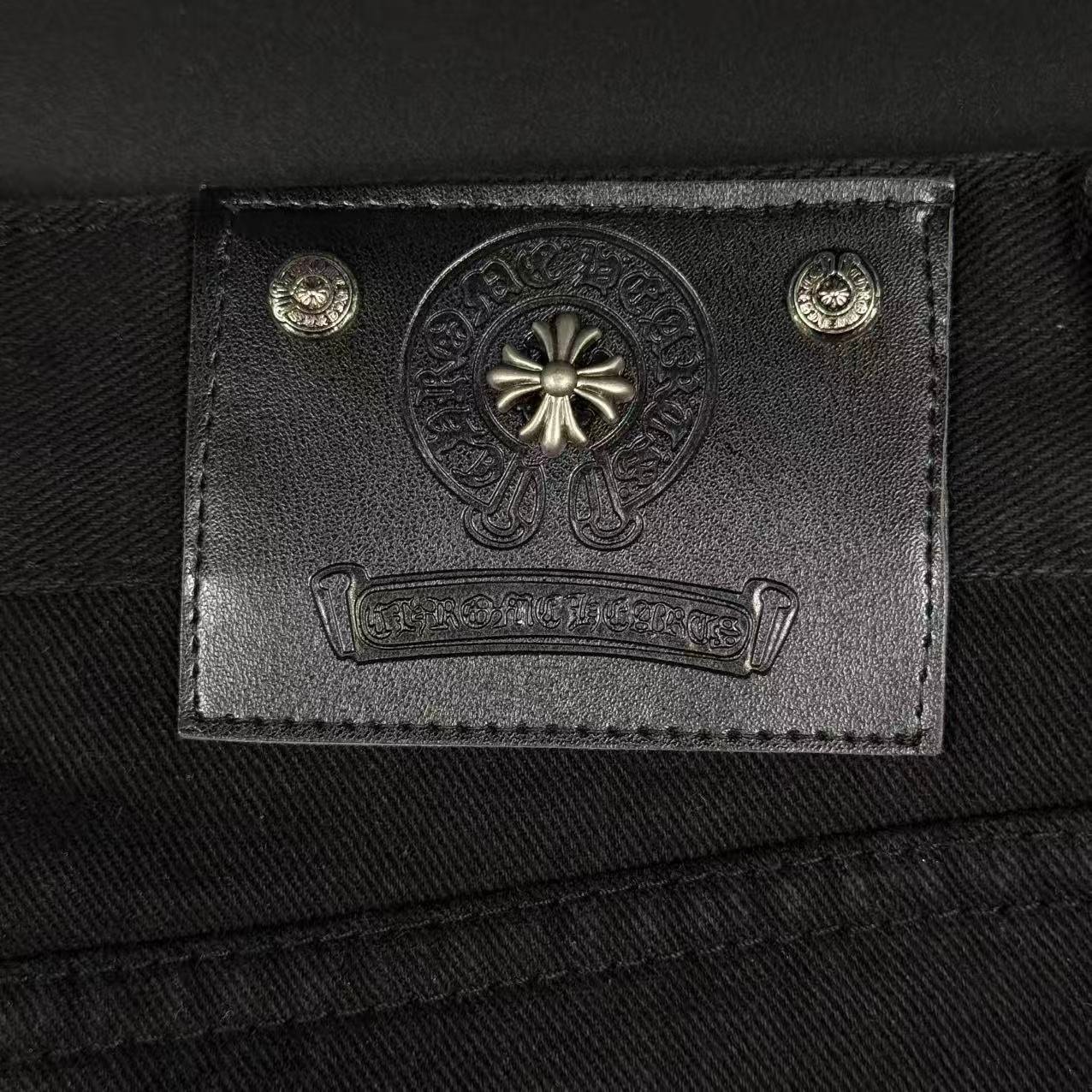 JEANS - Image 10