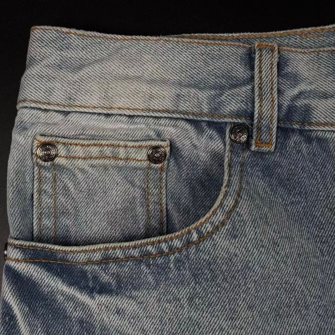 JEANS - Image 8