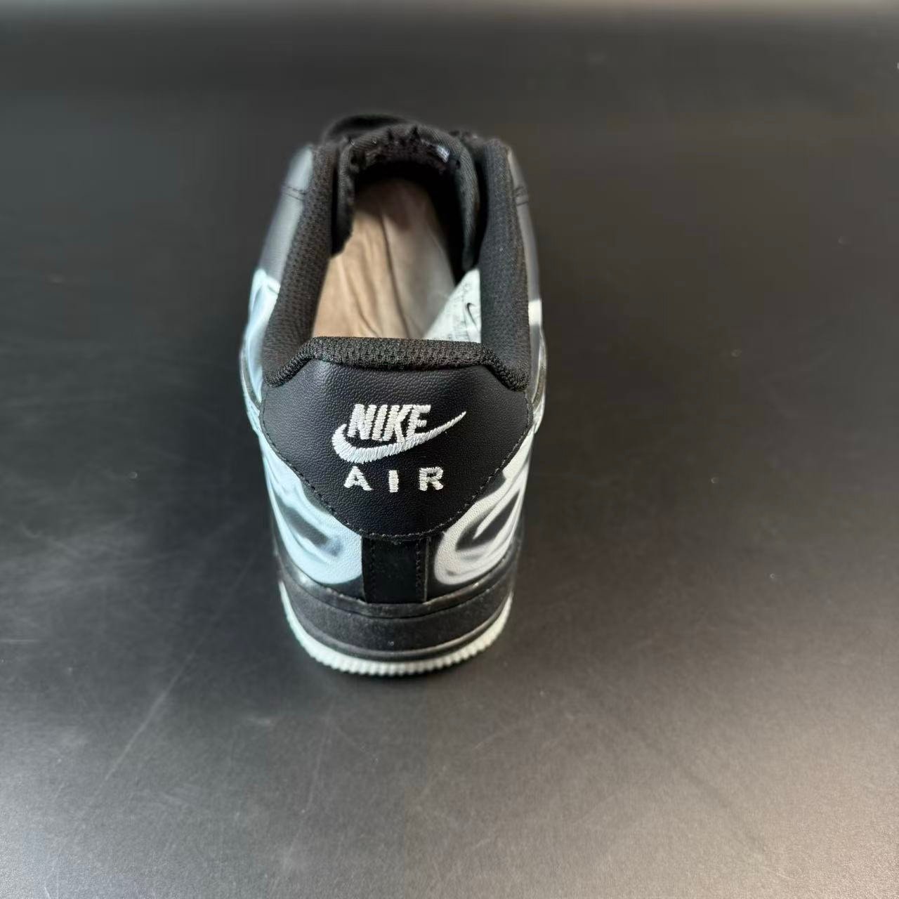 AF1 - Image 8