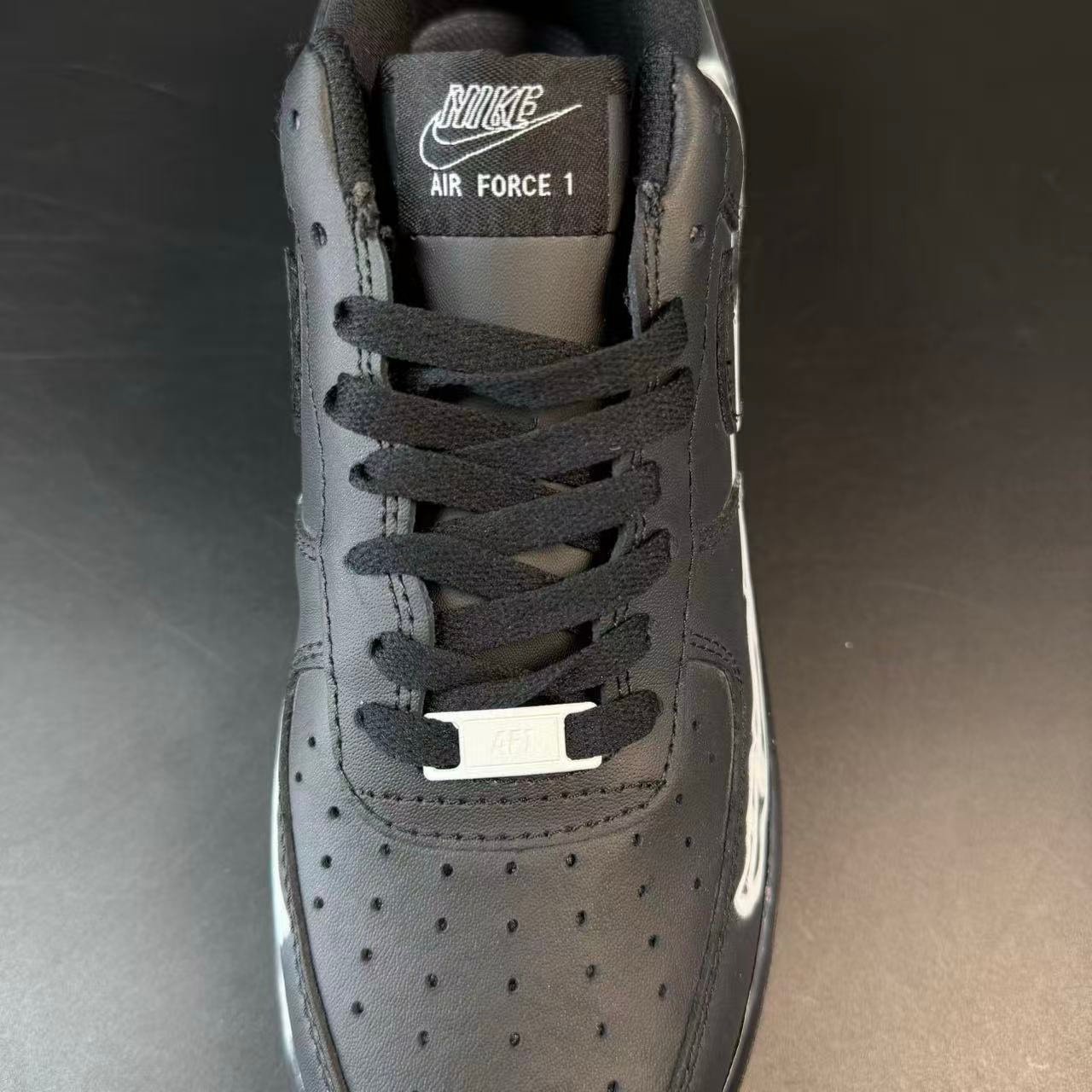 AF1 - Image 9