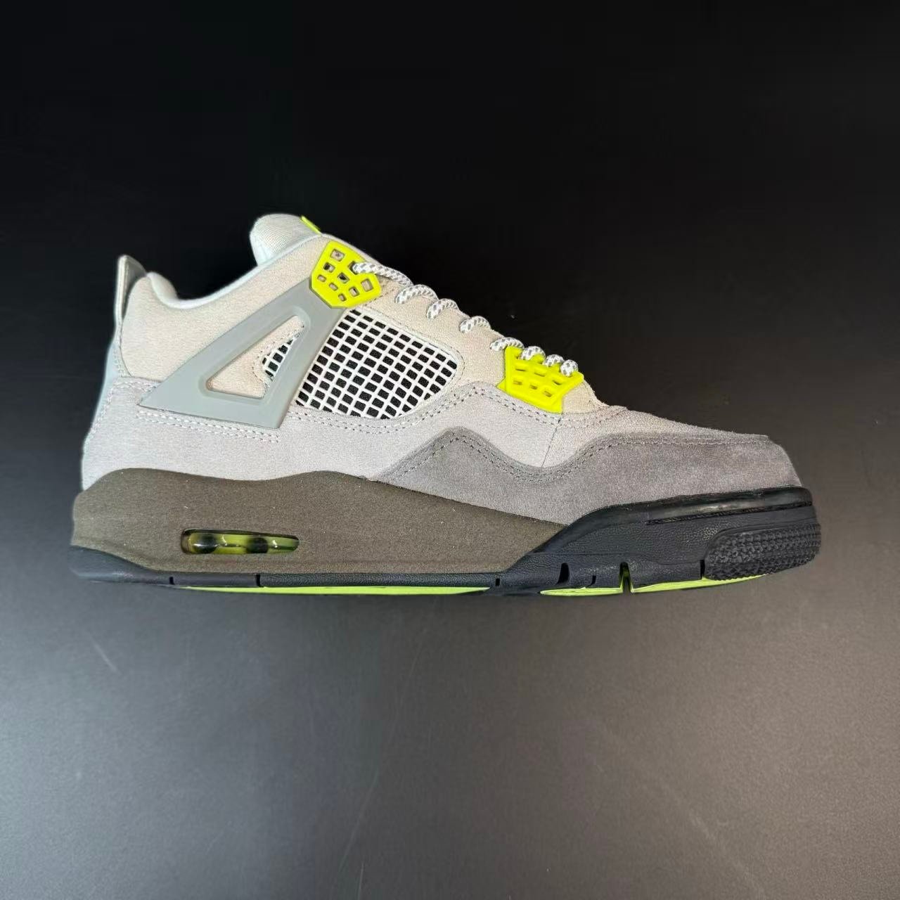 J4 RETRO SE 95 NEON - Image 9