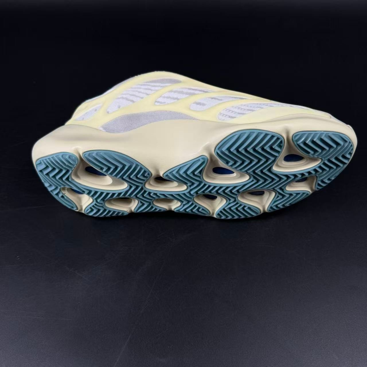V3 Cartamo - Image 10