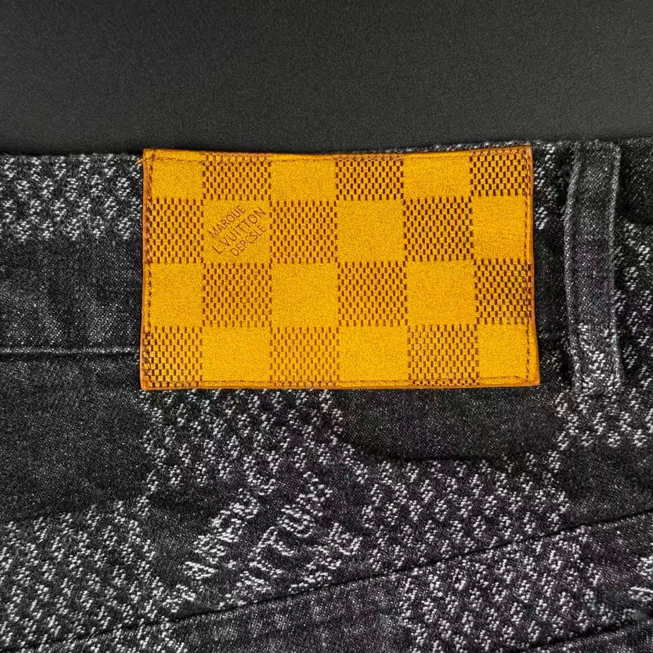 PANTALONCINI - immagine 8