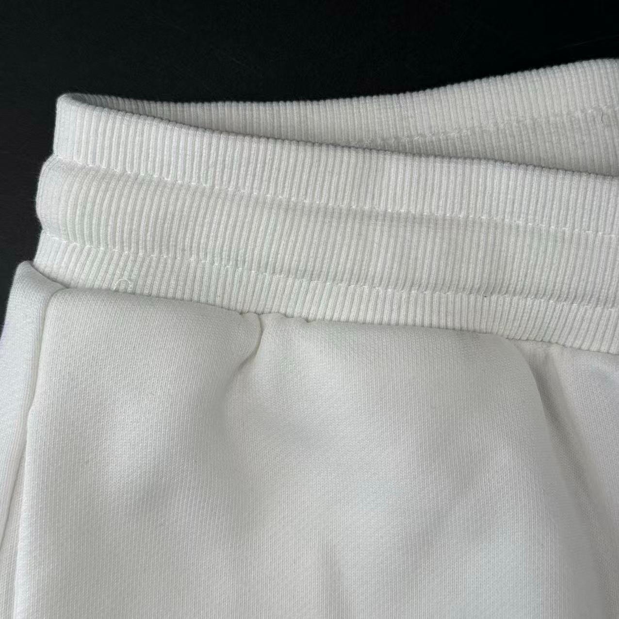PANTALONCINI - Image 4
