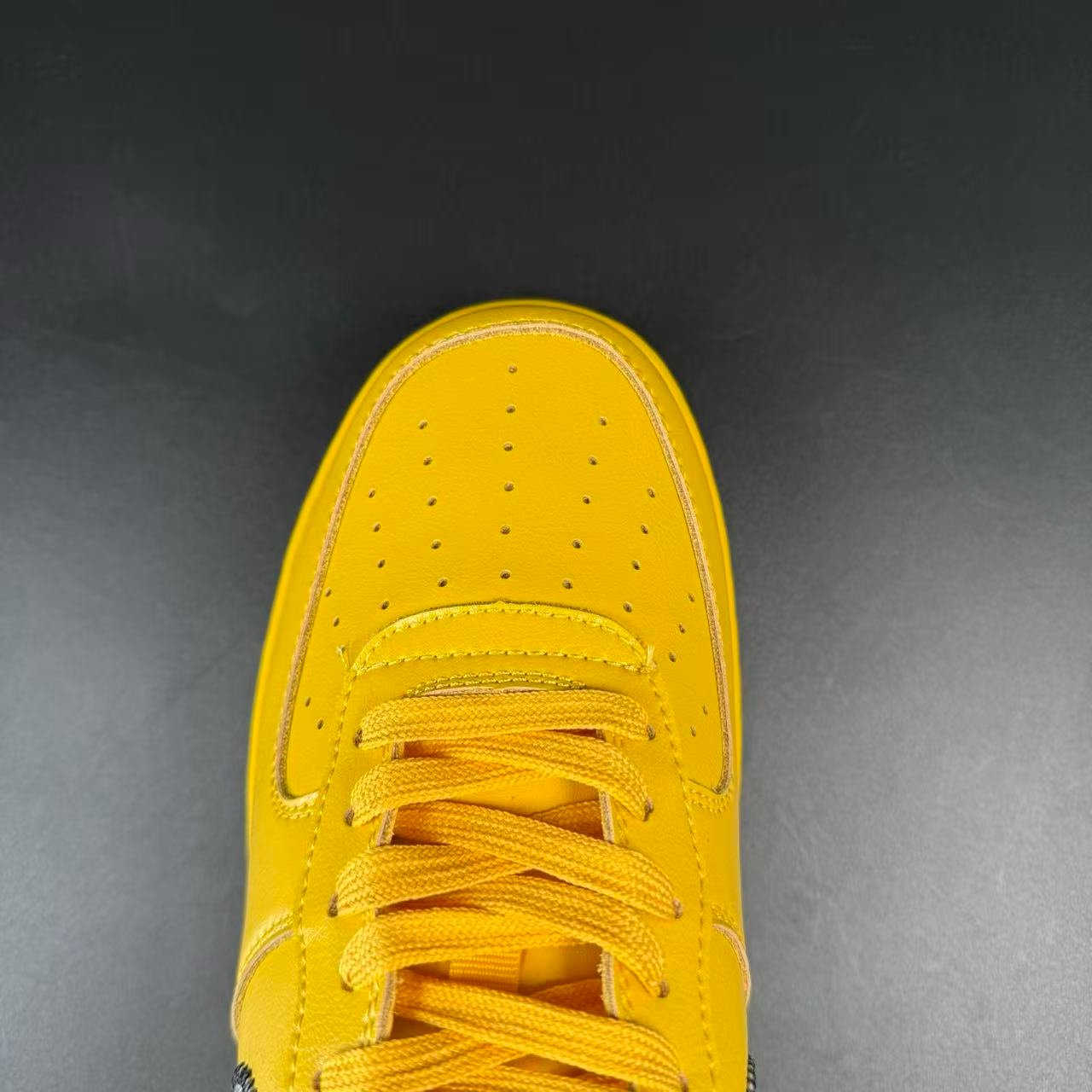 AF1 x OFF-W. - immagine 5