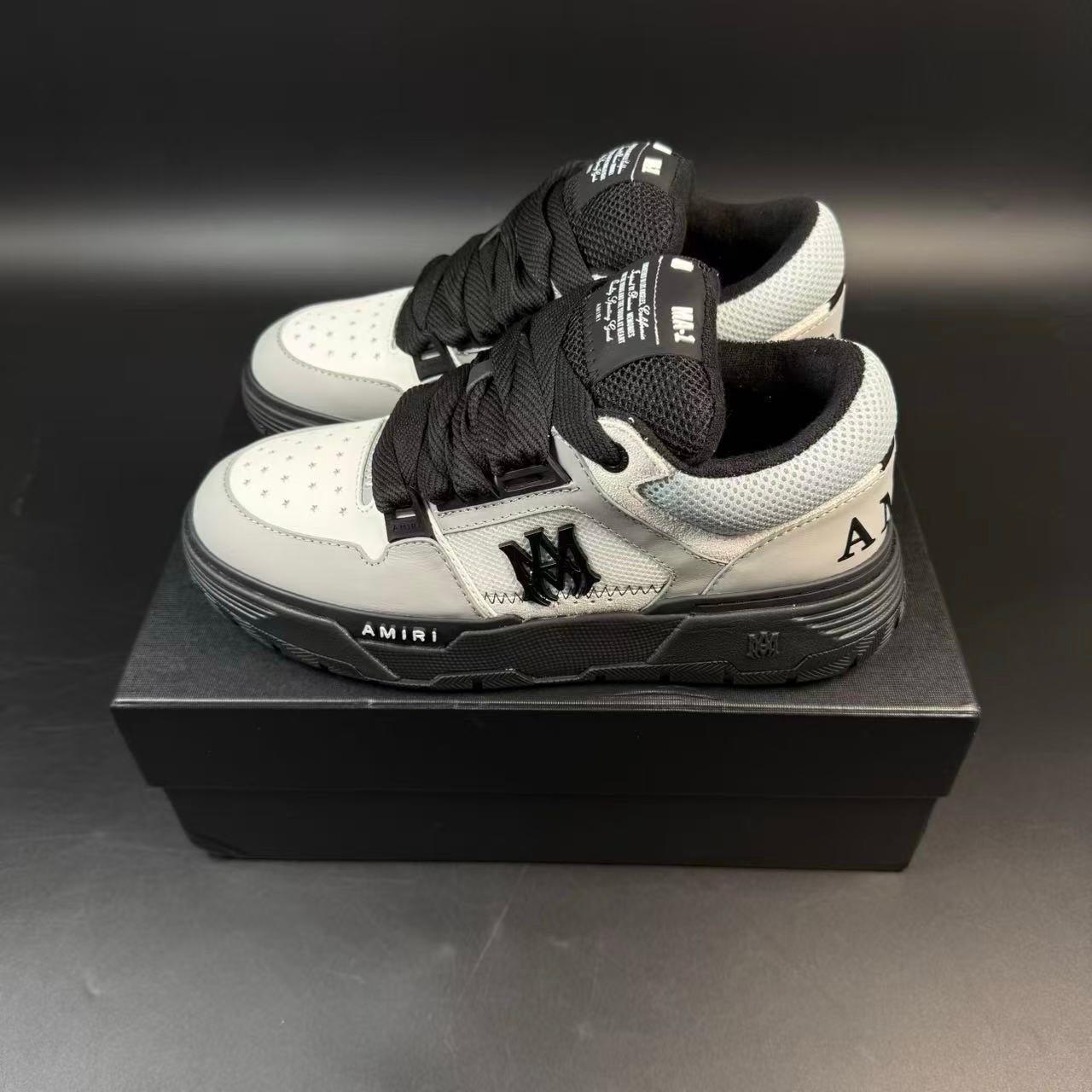 SNEAKERS - Image 3