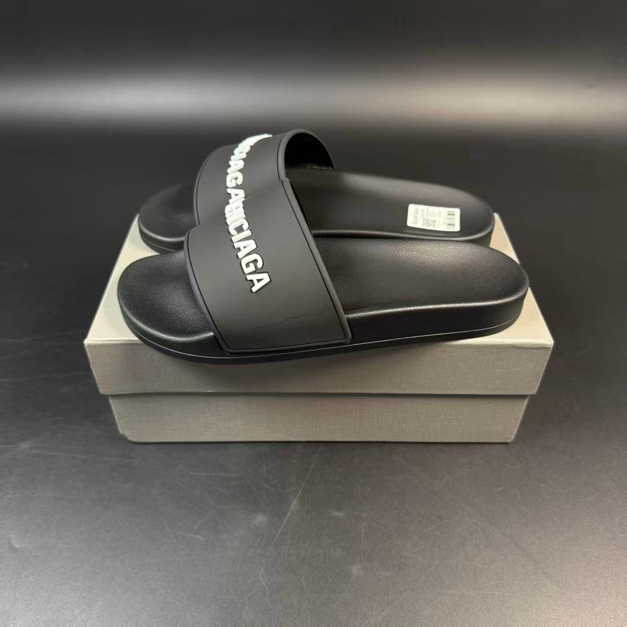 PANTOFOLE - Image 3