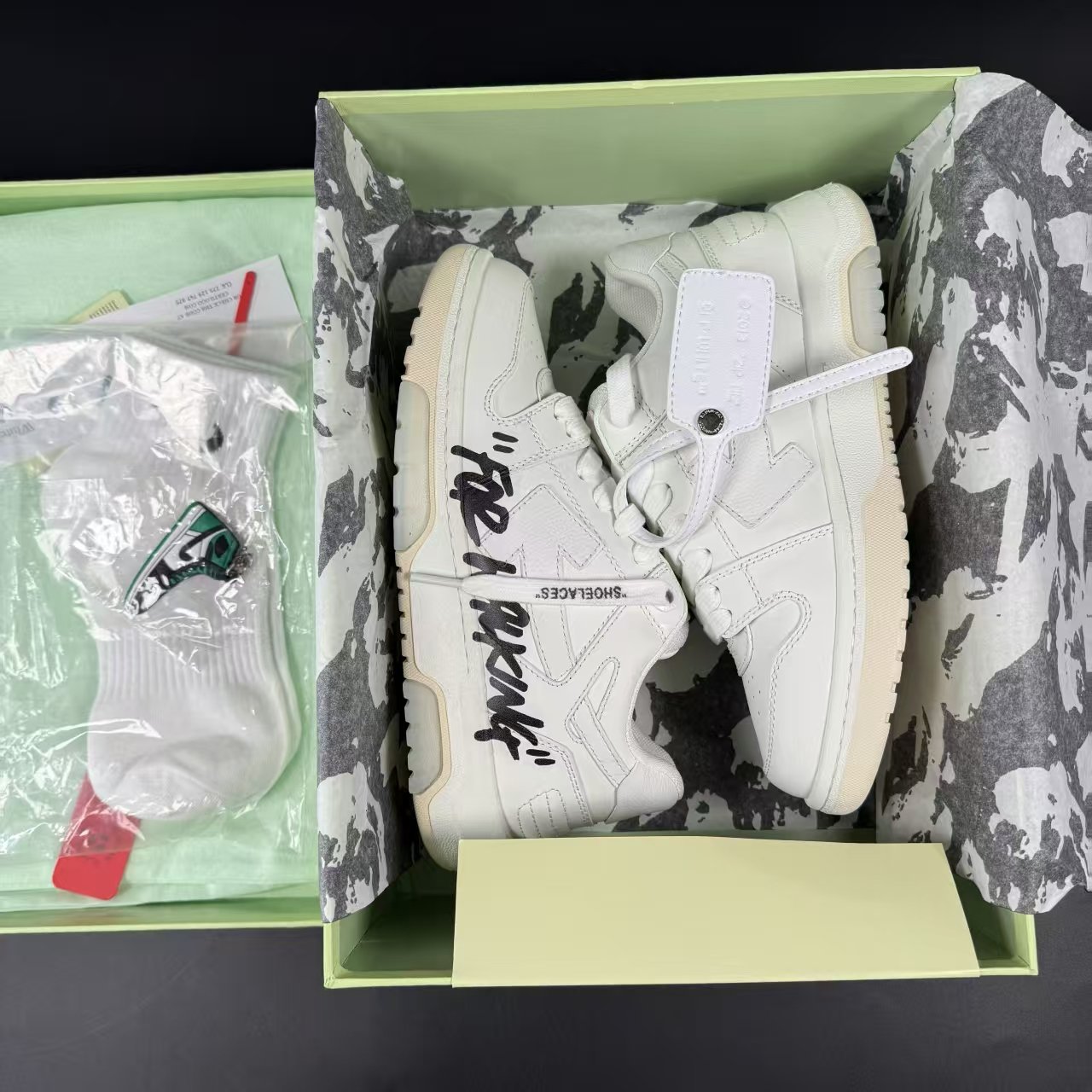 OFF-WHITE FUORI SEDE - Image 4
