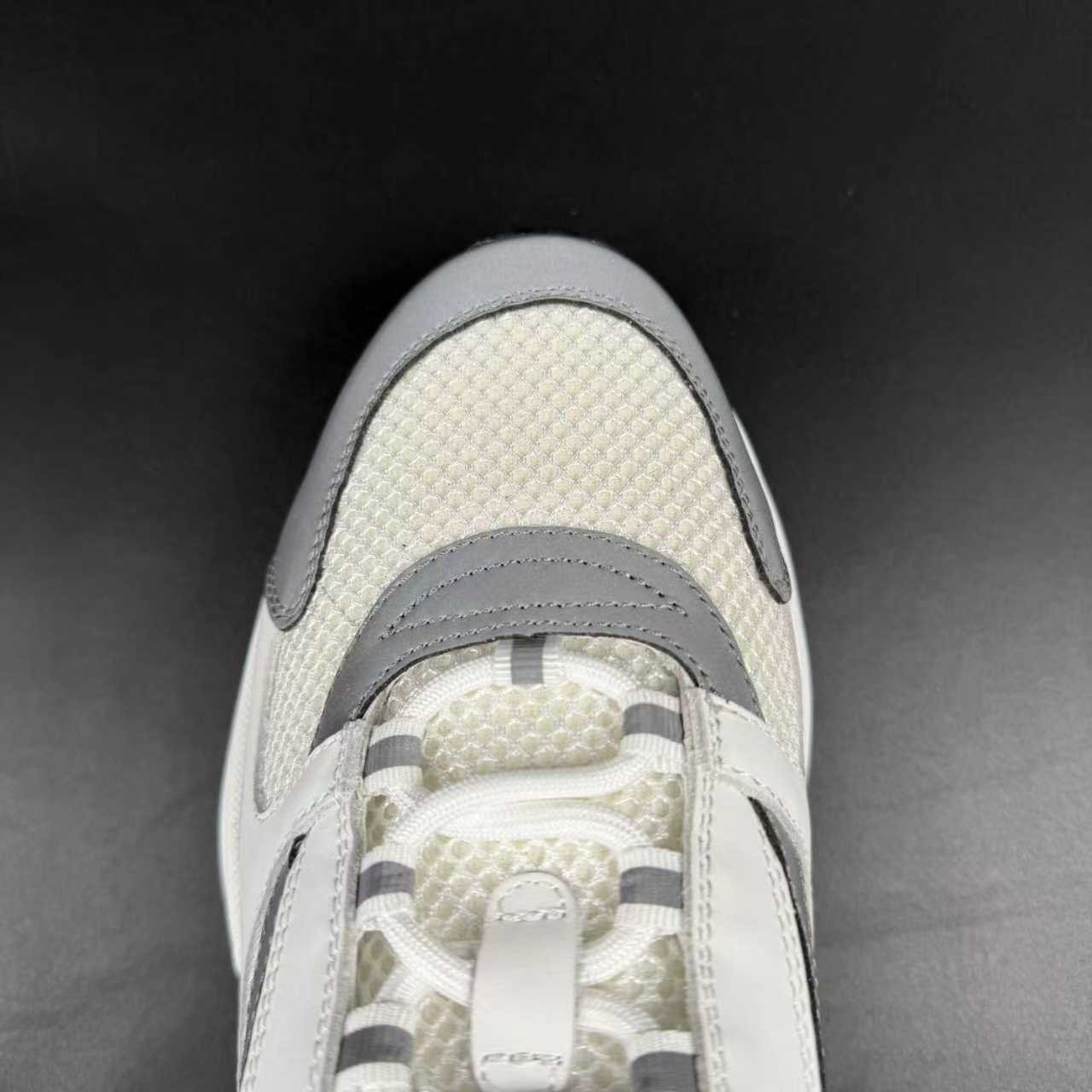 B22 - Image 8