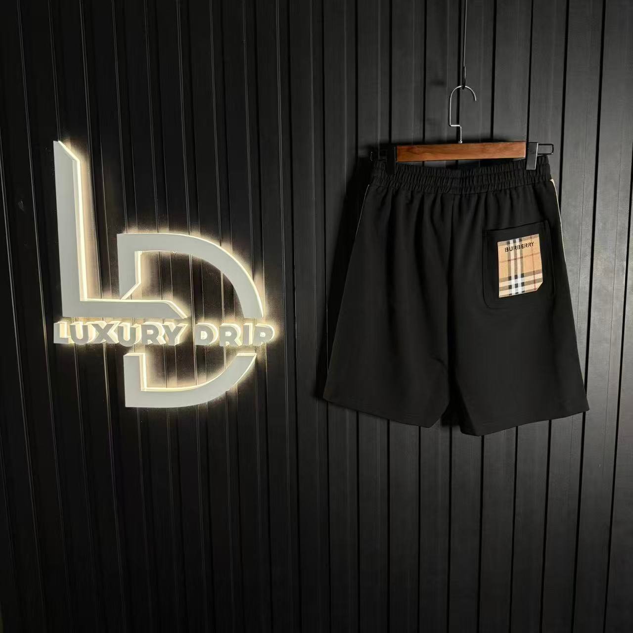 PANTALONCINI - Image 3