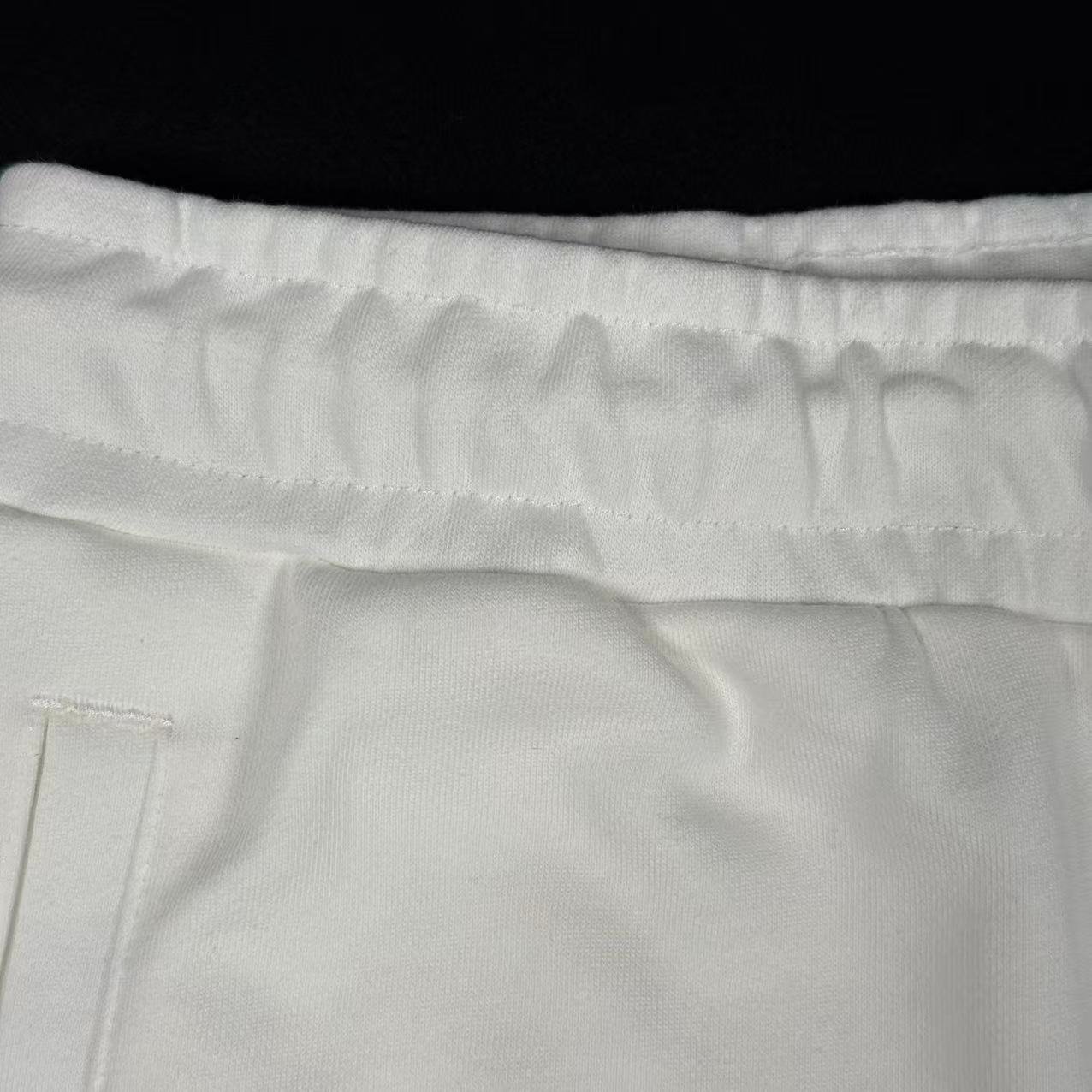 PANTALONCINI - Image 4