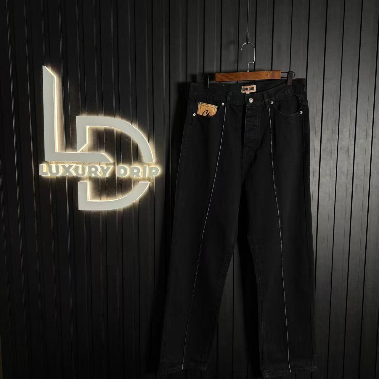 JEANS - Image 2