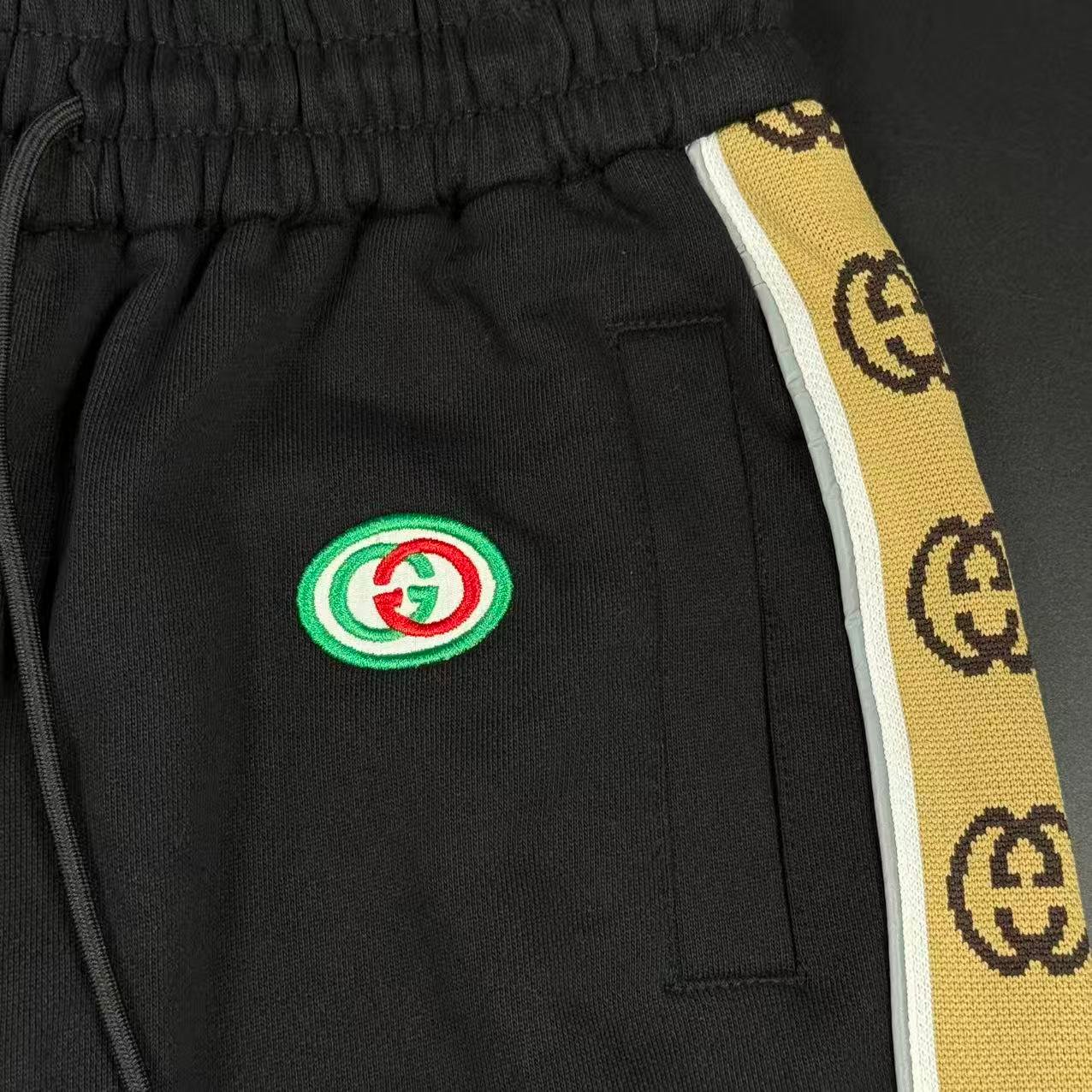 PANTALONCINI - Image 5