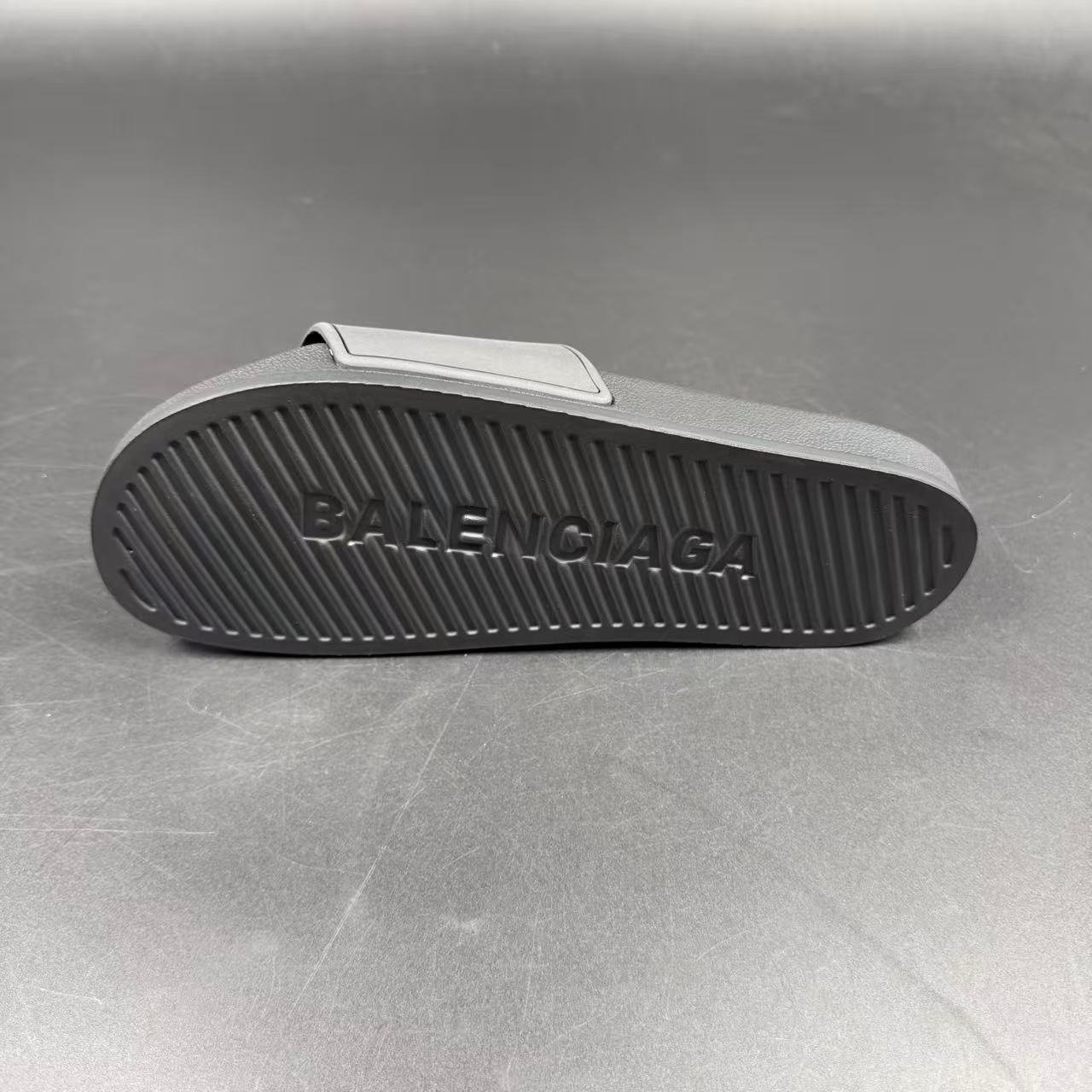 PANTOFOLE - Image 7
