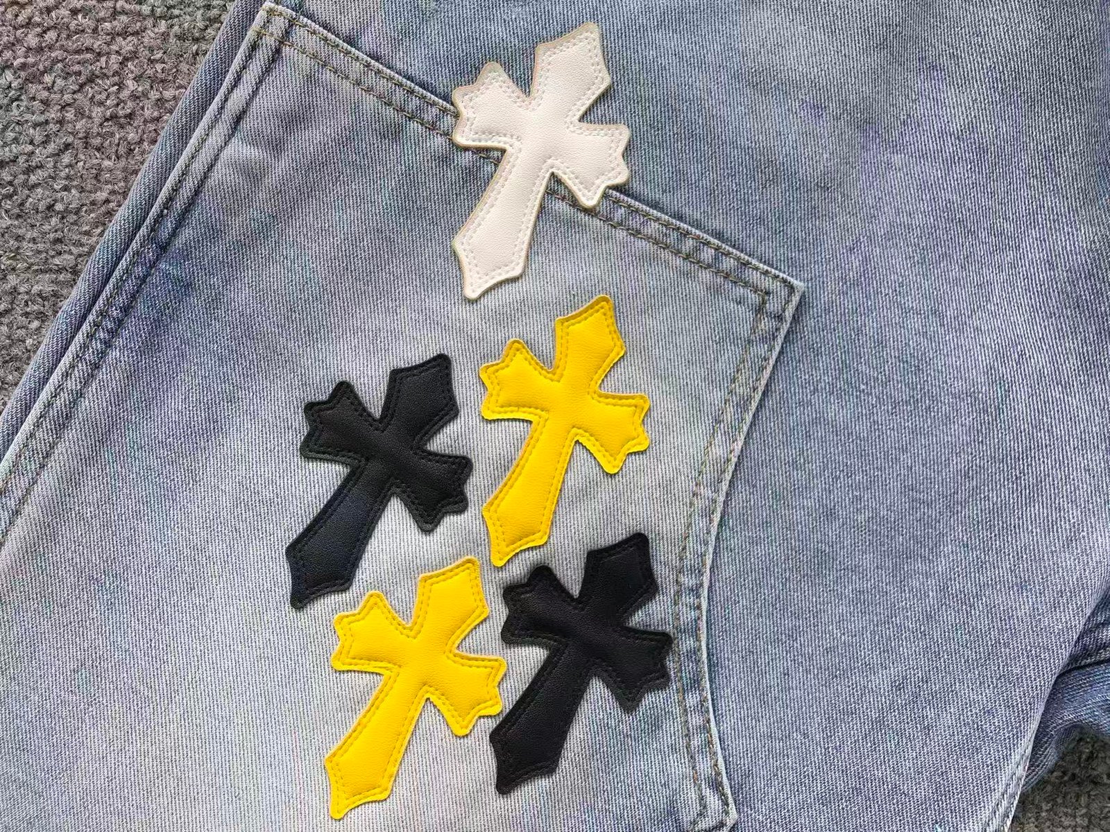 PANTALONCINI - Image 3
