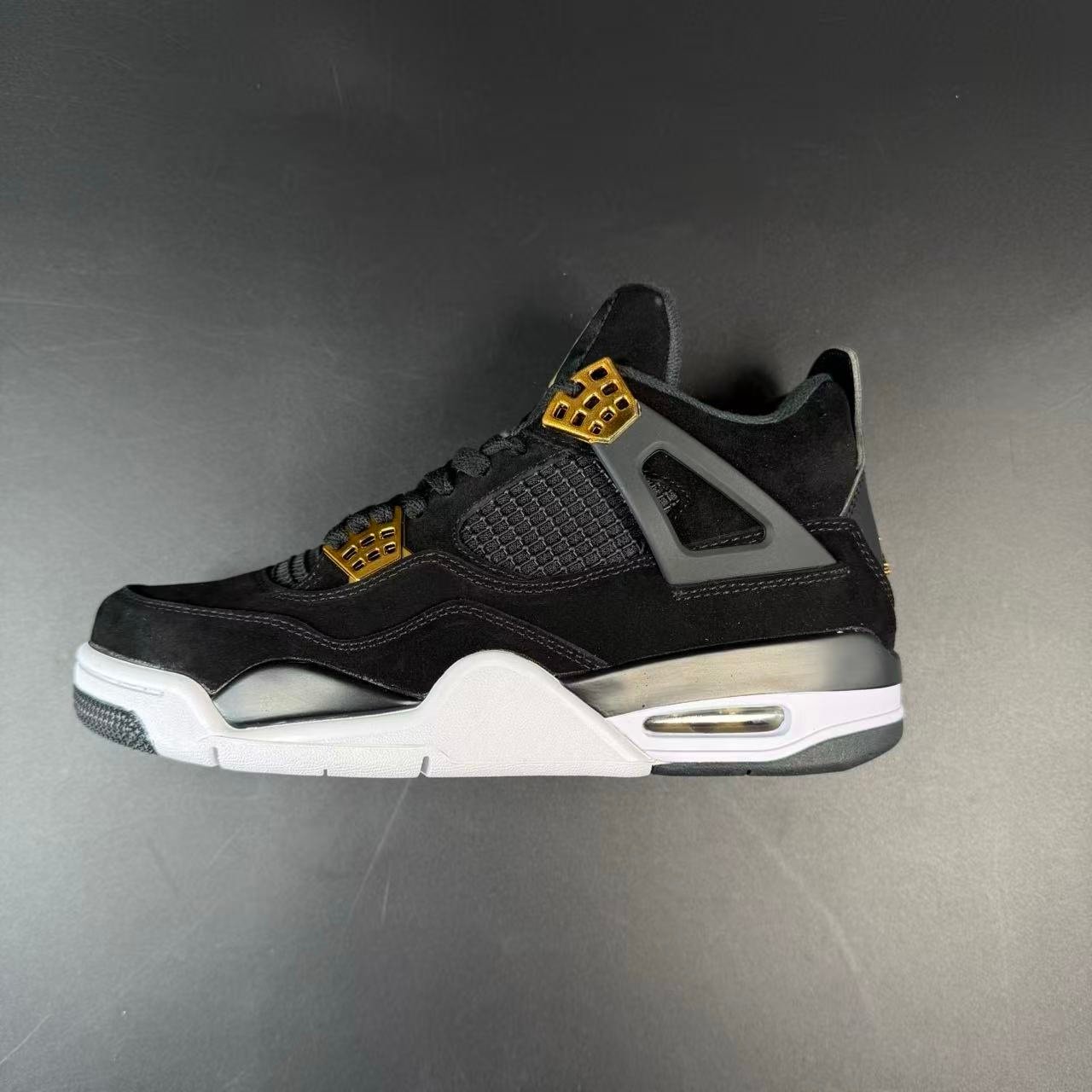 JORDAN 4 - immagine 4
