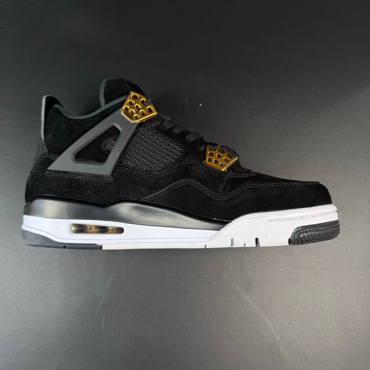 JORDAN 4 - immagine 9